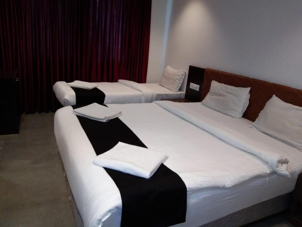 The Southgate Business Hotel Thiruvananthapuram Exteriér fotografie